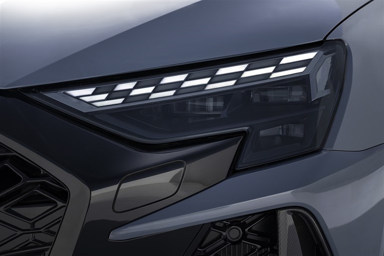 【ニュル最速を記録】新型アウディ「RS3」がドイツで発表。何が変わった？