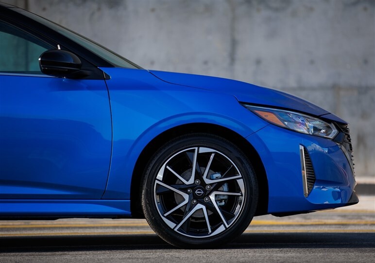 【元気にやっています】日産のコンパクトセダン「サニー」が北米でスタイリッシュに進化していた｜写真でチェック