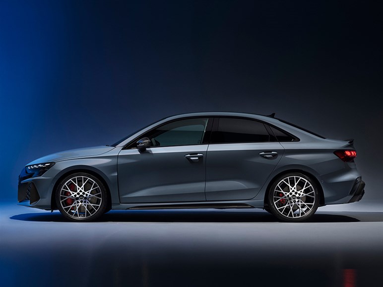 【ニュル最速を記録】新型アウディ「RS3」がドイツで発表。何が変わった？