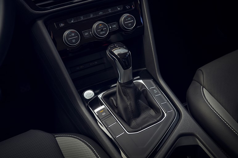【日本でも売れそう】フォルクスワーゲンの中型SUV「タオス」がイケてる｜写真でチェック