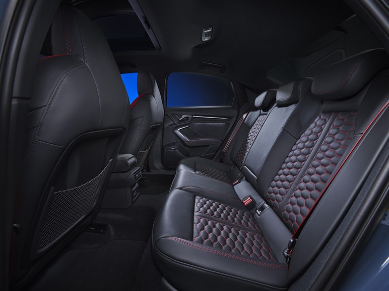 【ニュル最速を記録】新型アウディ「RS3」がドイツで発表。何が変わった？