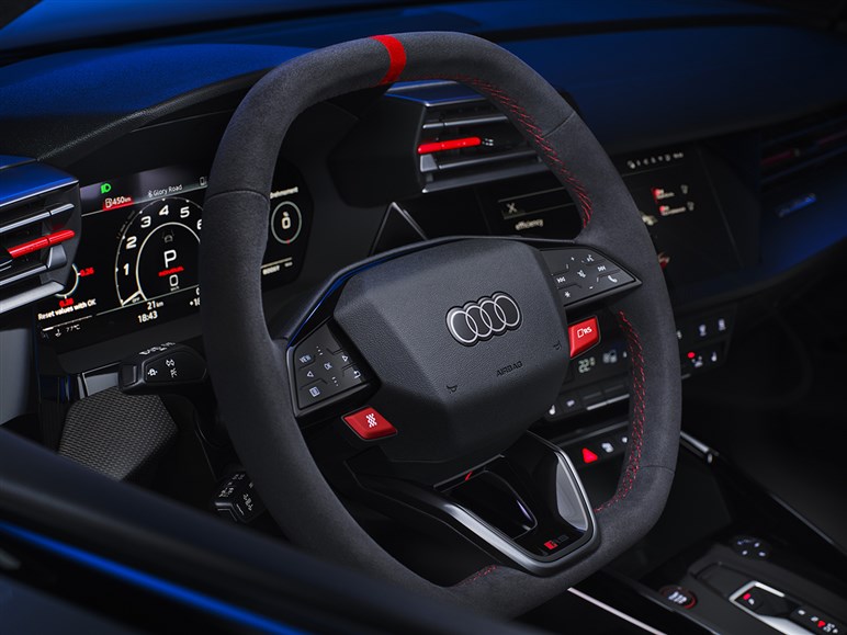 【ニュル最速を記録】新型アウディ「RS3」がドイツで発表。何が変わった？