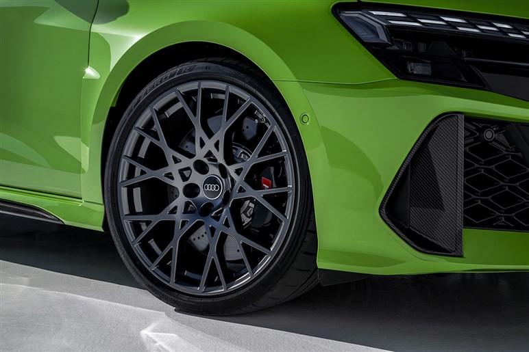 【ニュル最速を記録】新型アウディ「RS3」がドイツで発表。何が変わった？