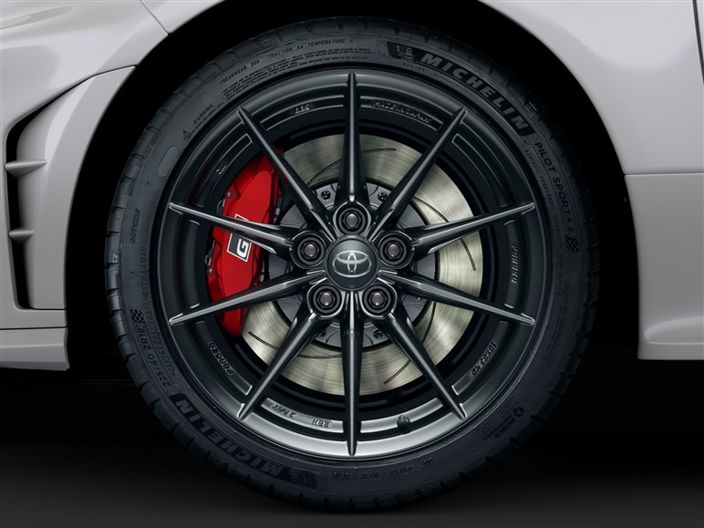 新型GRヤリス“エボ”は4月8日発売。8速AT追加、価格大幅アップ…845万円の限定車も