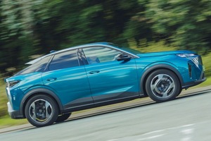 グループ進撃の先頭打者　新型 プジョーE-3008（1）　次世代プラットフォームとインテリアを解説