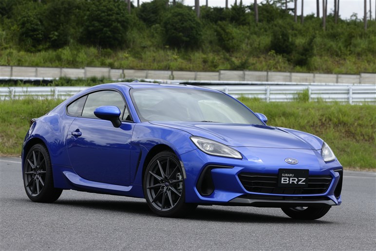 新型GR86＆BRZプロトタイプ速報！ 安定系のBRZvsムズムズ系の86!? MT派も悩む魅力的なATとは？