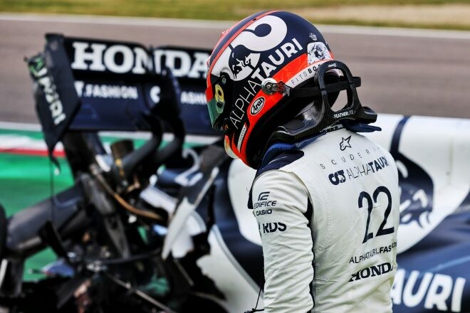 クラッシュの角田裕毅がチームに謝罪「攻めすぎてミス、大きなチャンスを失った。決勝で挽回する」／F1第2戦予選