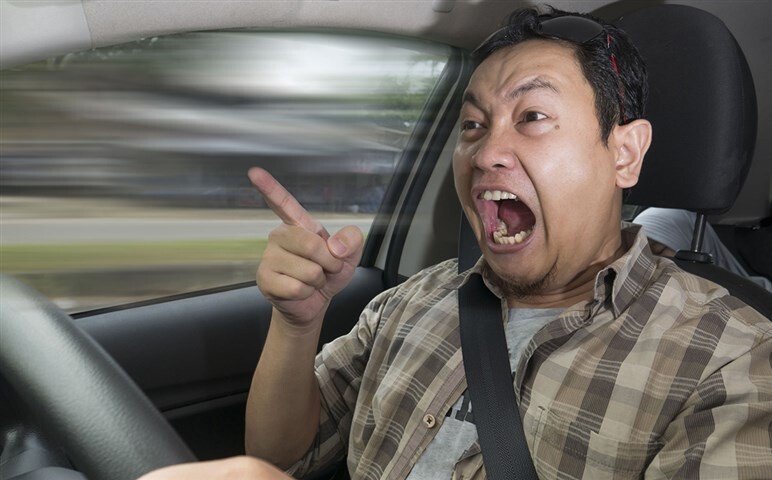 煽り運転で「私人逮捕！」はアリなのか？ そもそも煽られないウラ技はあるのか？