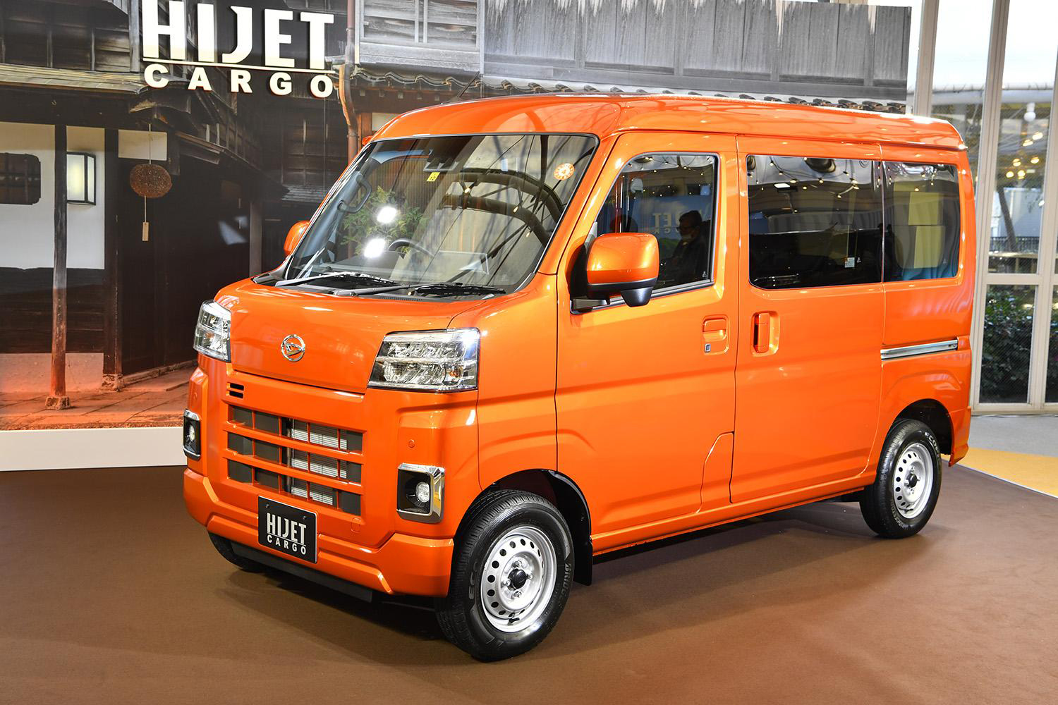 スペーシア ベース登場で 軽商用車 がいま激熱だった ダサさゼロ の最新モデル３台を徹底比較 Web Cartop 自動車情報サイト 新車 中古車 Carview