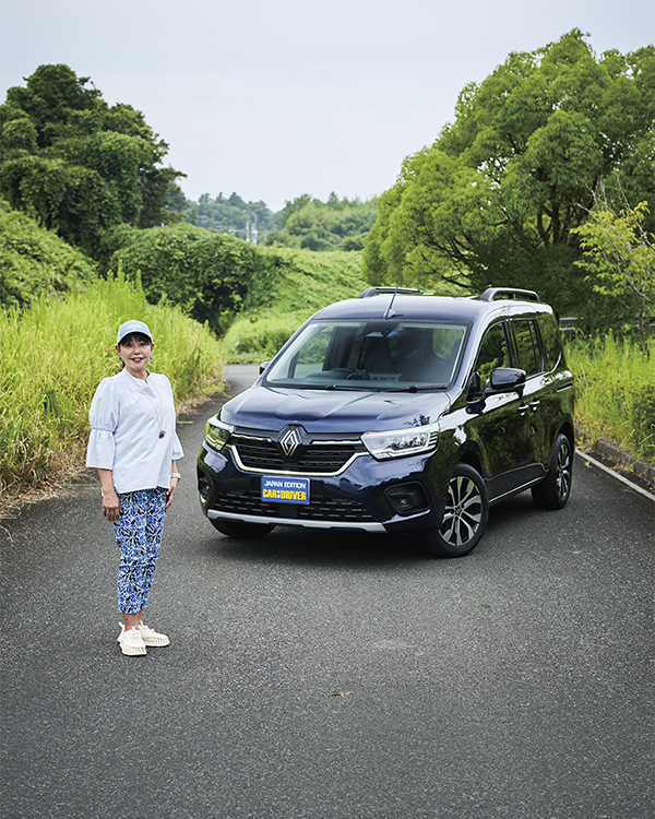 竹岡圭 K＆#038;コンパクトカー【ヒットの真相】ルノー・カングー「180度開くダブルバックドア採用で使いやすさ満点」（2025年10月号）