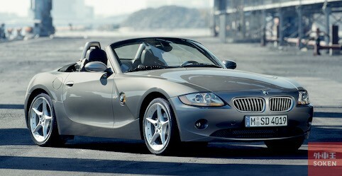 BMWのデザイン史にガツンと刻まれた、初代Z4の造形美に迫る