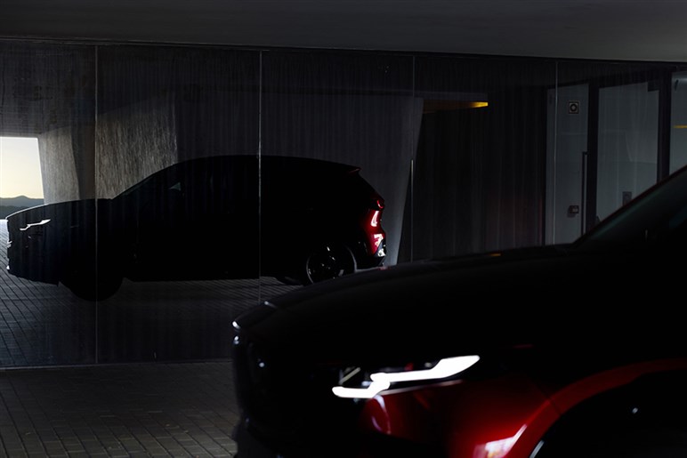 新型「CX-5」発表でディーゼルを買うなら「今しかない」と販売店が断言。納期は最短2ヶ月だが今後伸びる可能性も