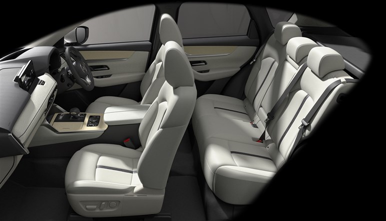 登場からもうすぐ1年、マツダの最上級SUV「CX-80」の現状は？ ライバルにない魅力も多数あるが販売苦戦が続く…