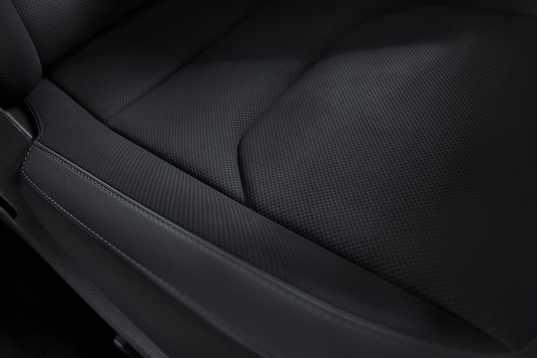新型「CX-5」発表でディーゼルを買うなら「今しかない」と販売店が断言。納期は最短2ヶ月だが今後伸びる可能性も