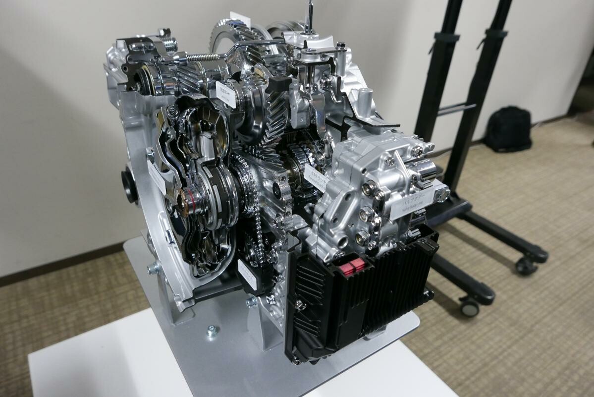 トヨタの新型CVT　Direct Shift-CVTは発進用ギヤを組み合わせる発想が新しい