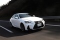 レクサスIS改良版にサーキットと一般道で試乗。見えてきた進歩と課題