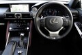レクサスIS改良版にサーキットと一般道で試乗。見えてきた進歩と課題