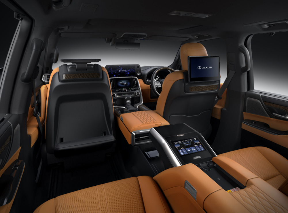レクサス新型 Lx 発売 もっと知りたいvip空間 静粛性 内装 4人乗りエグゼクティブ Autocar Japan 自動車情報サイト 新車 中古車 Carview