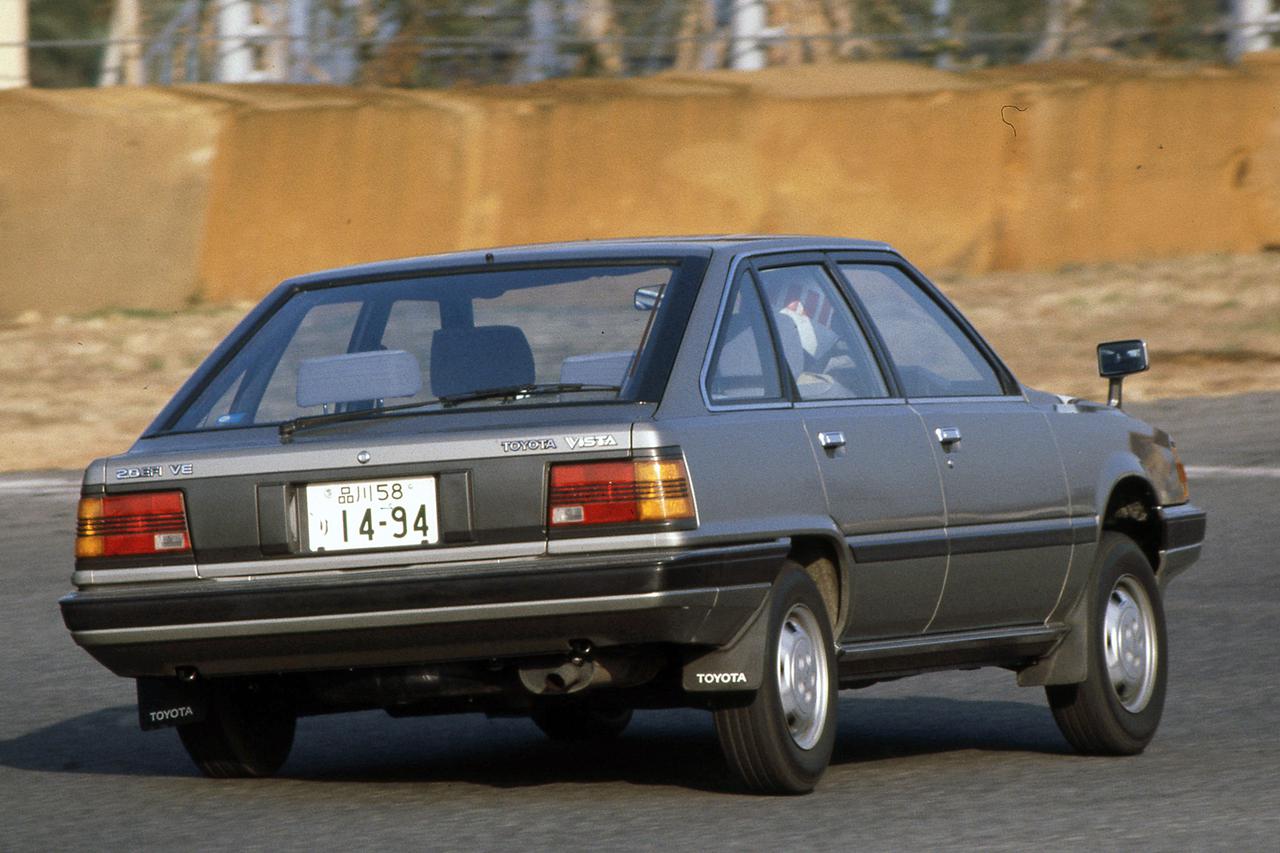 昭和の名車 145 Ffとなったトヨタ カムリはビスタも加えて より実用的なクルマを目指した Webモーターマガジン の写真 5ページ目 自動車情報サイト 新車 中古車 Carview