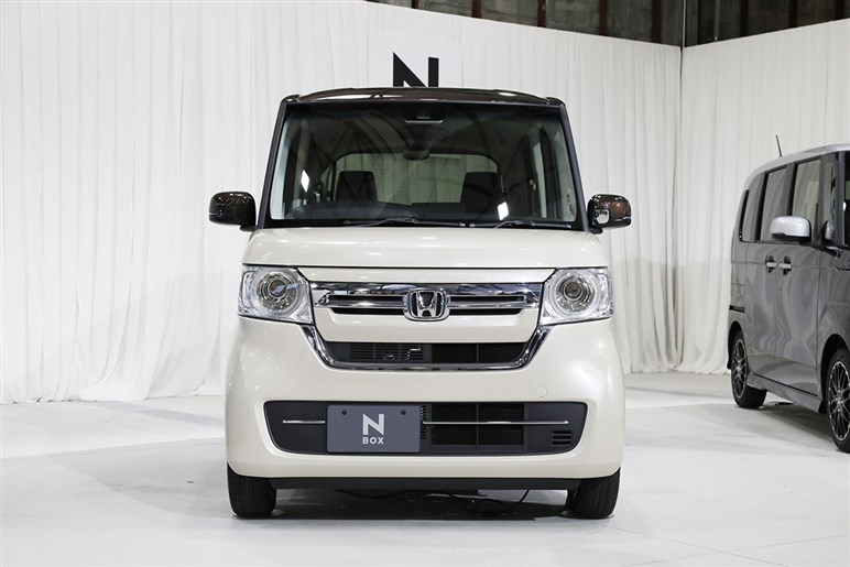 帝王・ホンダ N-BOXがマイナーチェンジ。ACC全車速対応は見送りでもライバルを引き離せるか？