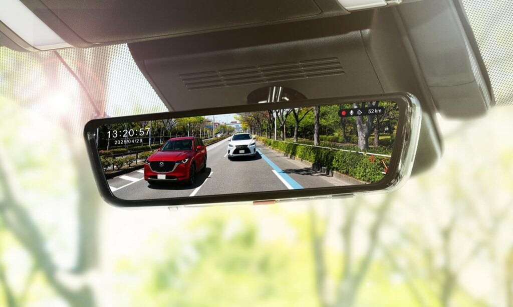 視界が変わると運転も変わる！見やすさにこだわった次世代デジタルミラー セイワ