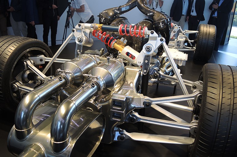 F1ユニットを超えた超複雑ハイテクマシン、AMGプロジェクト ワンを解説