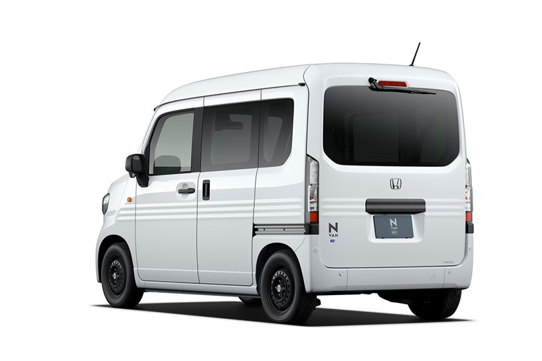 【一人乗りもあります】配送からアウトドアまで　ホンダの新商用バン「N-VAN e:」10月10日発売