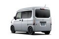 【一人乗りもあります】配送からアウトドアまで　ホンダの新商用バン「N-VAN e:」10月10日発売