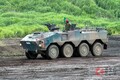 1両3000万円の装甲付きジープ!? 自衛隊の「軽装甲機動車」は他国から羨望の存在だった？ 後継モデルはどうなる？