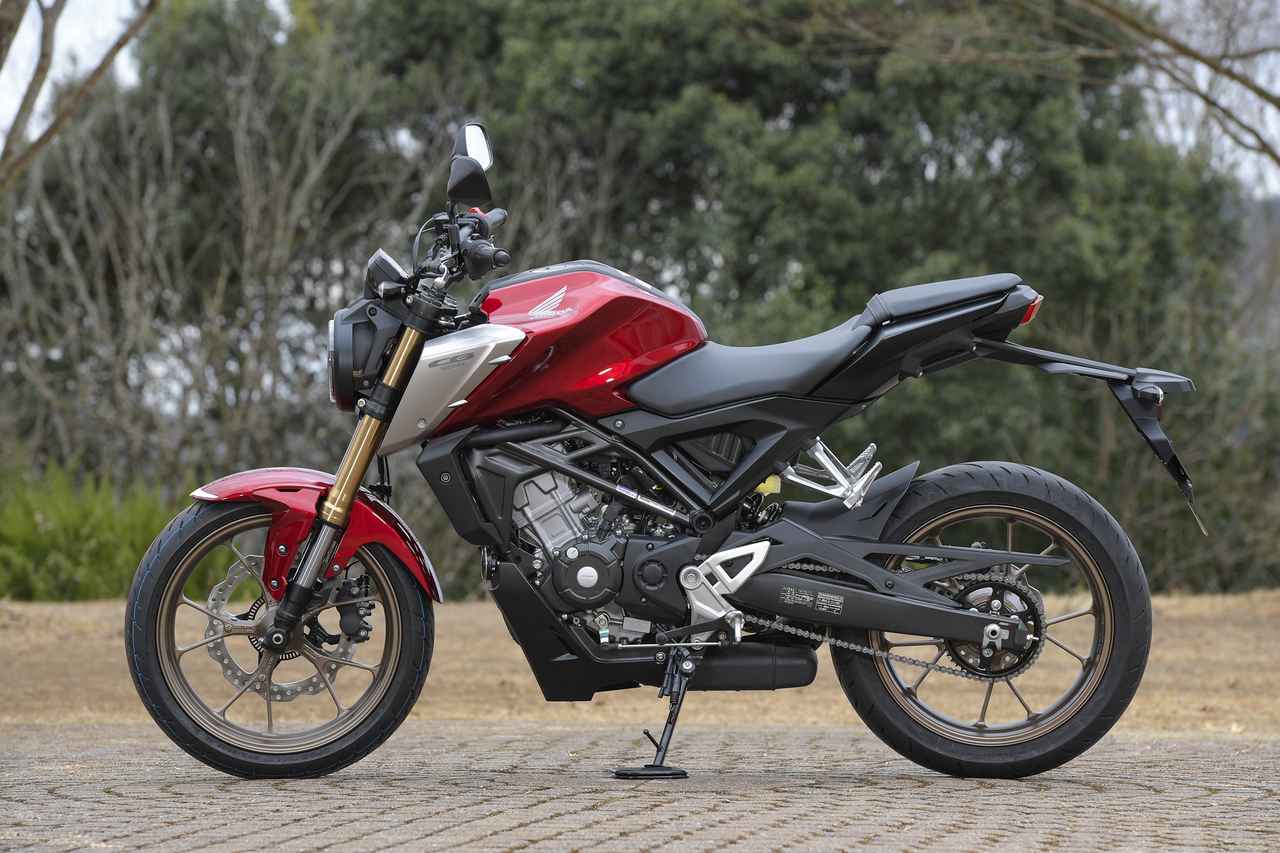 国内にも登場 ホンダ新型 Cb125r はdohcエンジンとハイグレードな倒立フォークで走りをグレードアップ 21速報 Webオートバイ 自動車情報サイト 新車 中古車 Carview