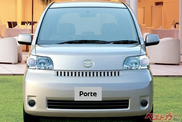 トヨタ ポルテは革新のパッケージングと「なんでもドア」でプチバン市場を確立！【愛すべき日本の珍車と珍技術】