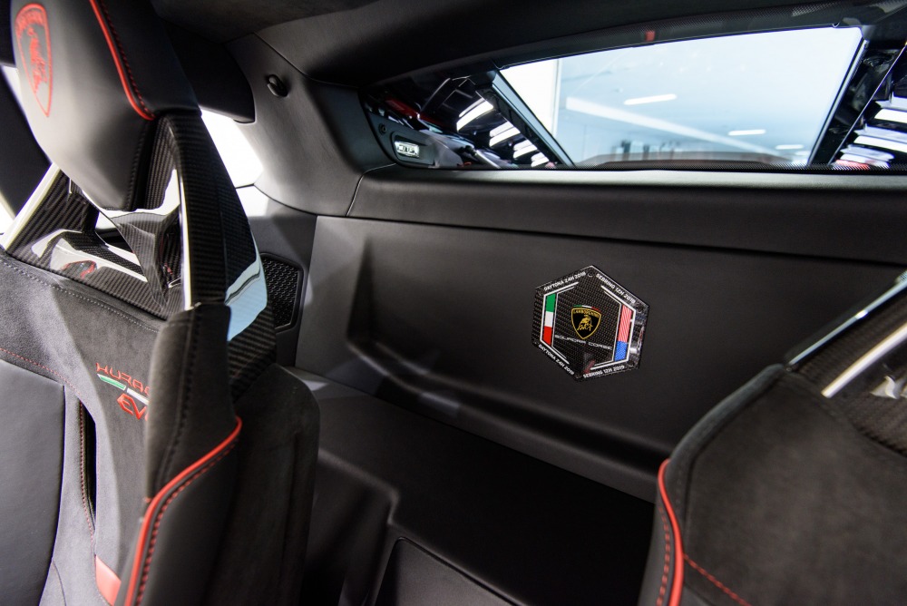 日本上陸 ランボルギーニ ウラカン エボ限定車 アジア地域は1台のみ Gtセレブレーション Autocar Japan 自動車情報サイト 新車 中古車 Carview
