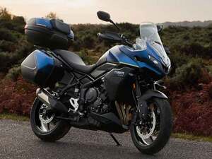 【トライアンフ】新型「TIGER SPORT 800 TOUR」を発表／106Lラゲッジ＋快適装備でツーリング機能強化
