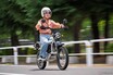 原付一種だけど自転車みたいな感覚で楽しめる!? 車重58kgで押し歩きもラクラク!!ダートフリーク「GE-N3(ゲンさん)」試乗 ～小野木里奈の○○○○○日和～
