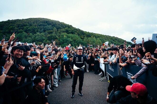 ボッタスが12年ぶりに韓国でF1マシンをドライブ「2013年以来ファン層は拡大している」W13でデモラン実施