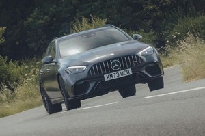 メルセデスAMG、4気筒PHEV廃止へ　「共感」得られず　直6およびV8エンジンに切り替え