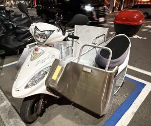 政府が推奨!? スクーターを真っ二つにした「トンデモ魔改造」に補助金も バイク王国台湾では“ポピュラーな車両”って!?