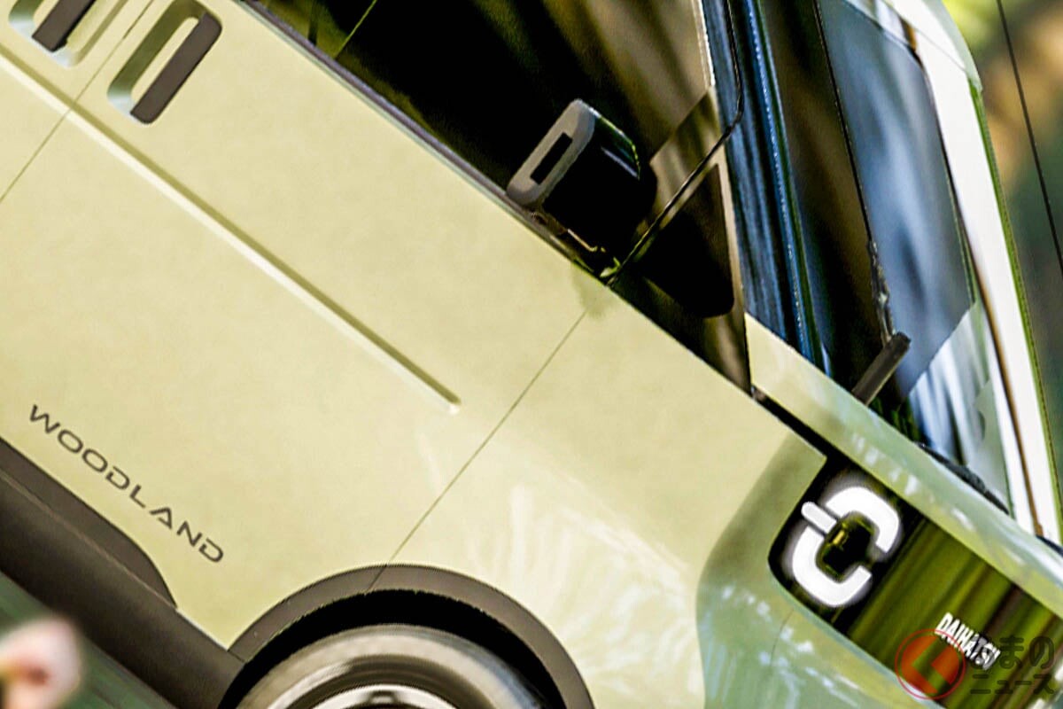 ダイハツ新型「ハイゼット」!? “新”「“軽”商用バン」世界初公開！ 便利すぎる「大開口ドア」＆カクカクボディ採用の「KAYOIBAKO-K」どんなクルマ？