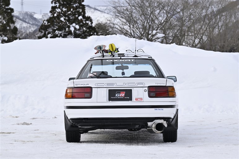 正直コレはスゴイ。楽しすぎる…雪上で確かに実感した新型「GRカローラ」のマニアックすぎる進化の中身
