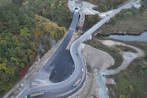 国道の「1.4kmトンネル」11月末開通 被災4年半でついに本復旧 仮橋ルートは閉鎖へ