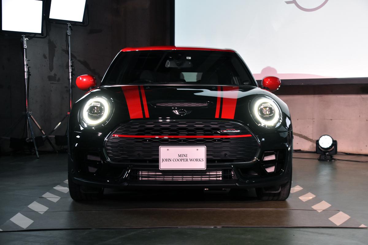 走りを極めたジョン クーパー ワークスもラインアップ 新型 Mini Clubman が登場 Web Cartop 自動車情報サイト 新車 中古車 Carview