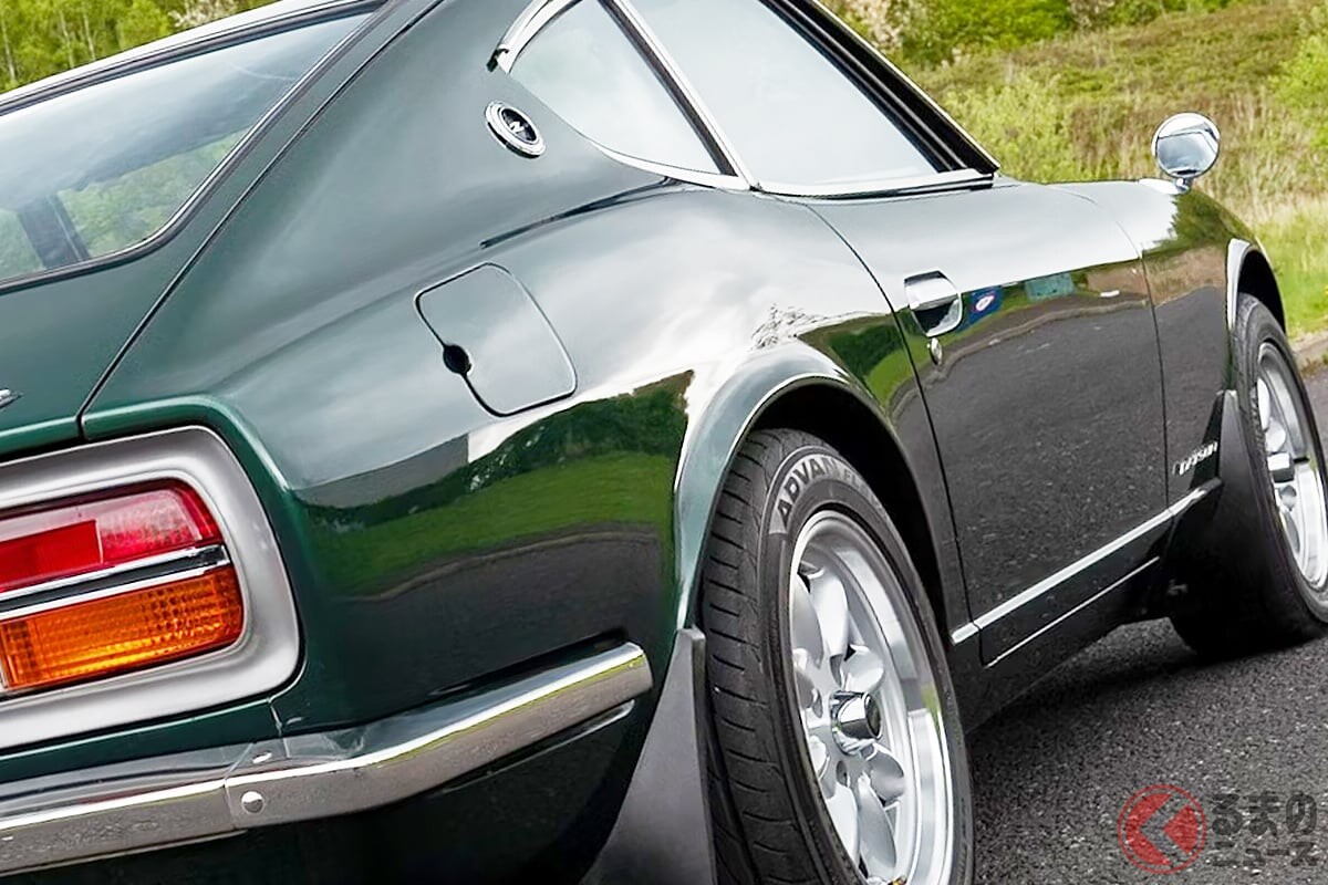 衝撃の日産「2シーター”スポーツ”」登場！ オシャグリーンの「フェアレディZ」が約1500万円!? 英国で落札された「240Z（改）」の正体とは