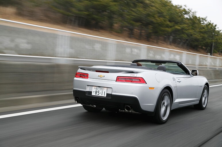 ますますCG化!? カマロコンバーチブルに試乗