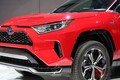 トヨタ「スープラ」並に速い？ 新型「RAV4プライム」は、燃費と速さを両立したモデルだった