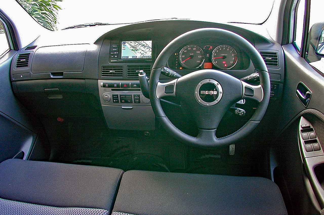 懐かしの国産車 36 ダイハツ ムーヴはフルモデルチェンジで軽ワゴンの王座奪回を目指した Webモーターマガジン 自動車情報サイト 新車 中古車 Carview