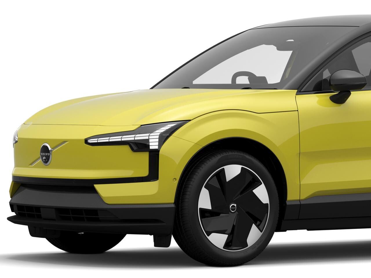 ボルボ EX30は、10月からサブスクでの受付を開始。限定の300台は航続可能距離約480kmの後輪駆動モデル