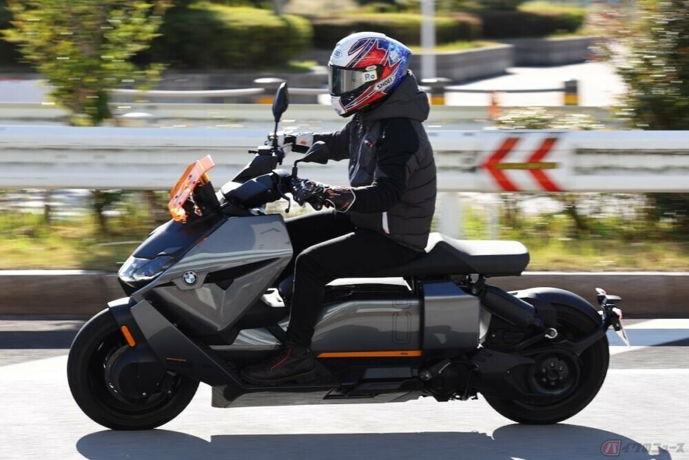 発電してくれるブレーキ!? 電動バイクの「回生ブレーキ」ってどんなブレーキ？