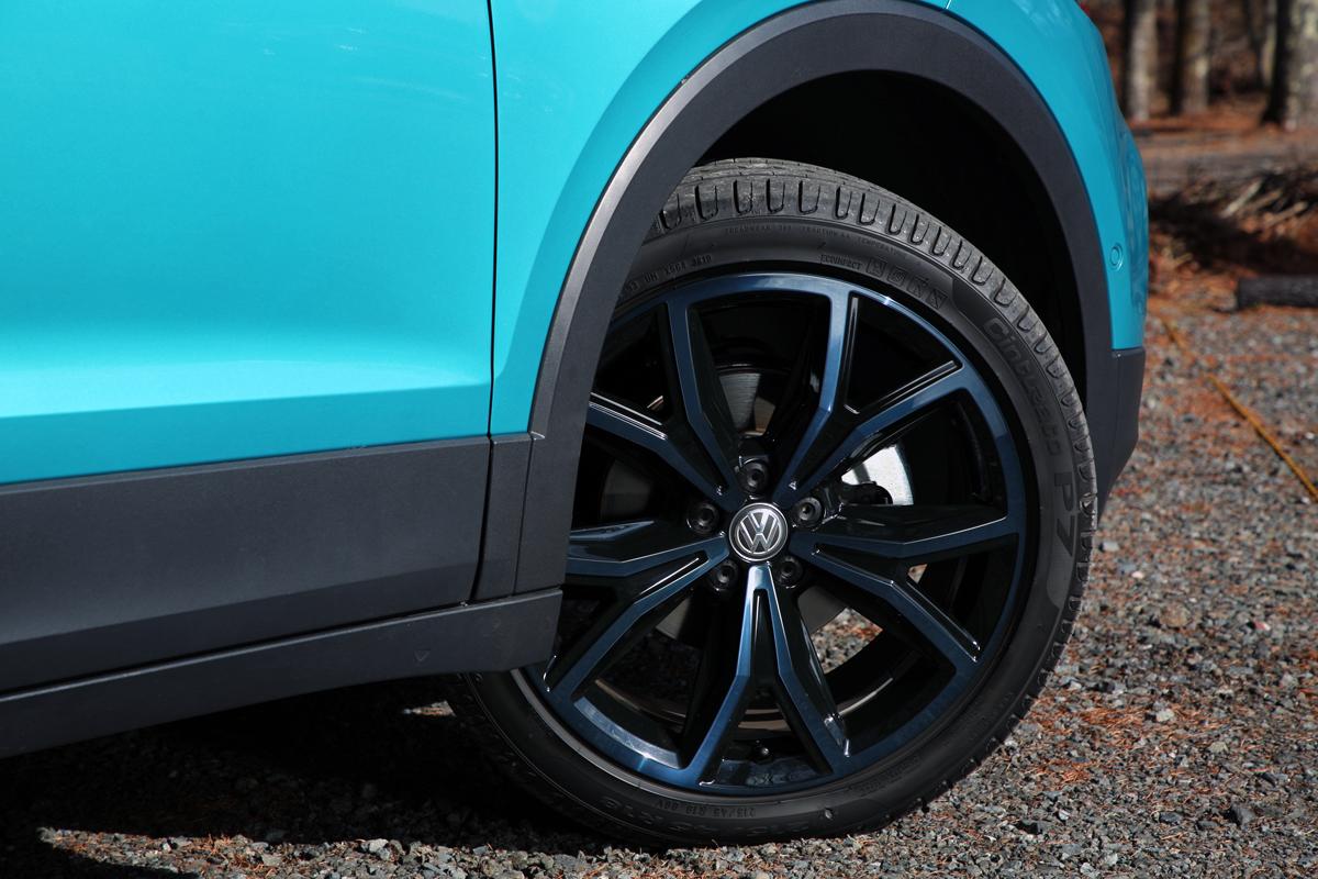 試乗 Vwの新型suv Tクロス Tロック の走りやいかに 名前は似てても走りの差は大きかった Web Cartop の写真 自動車情報サイト 新車 中古車 Carview