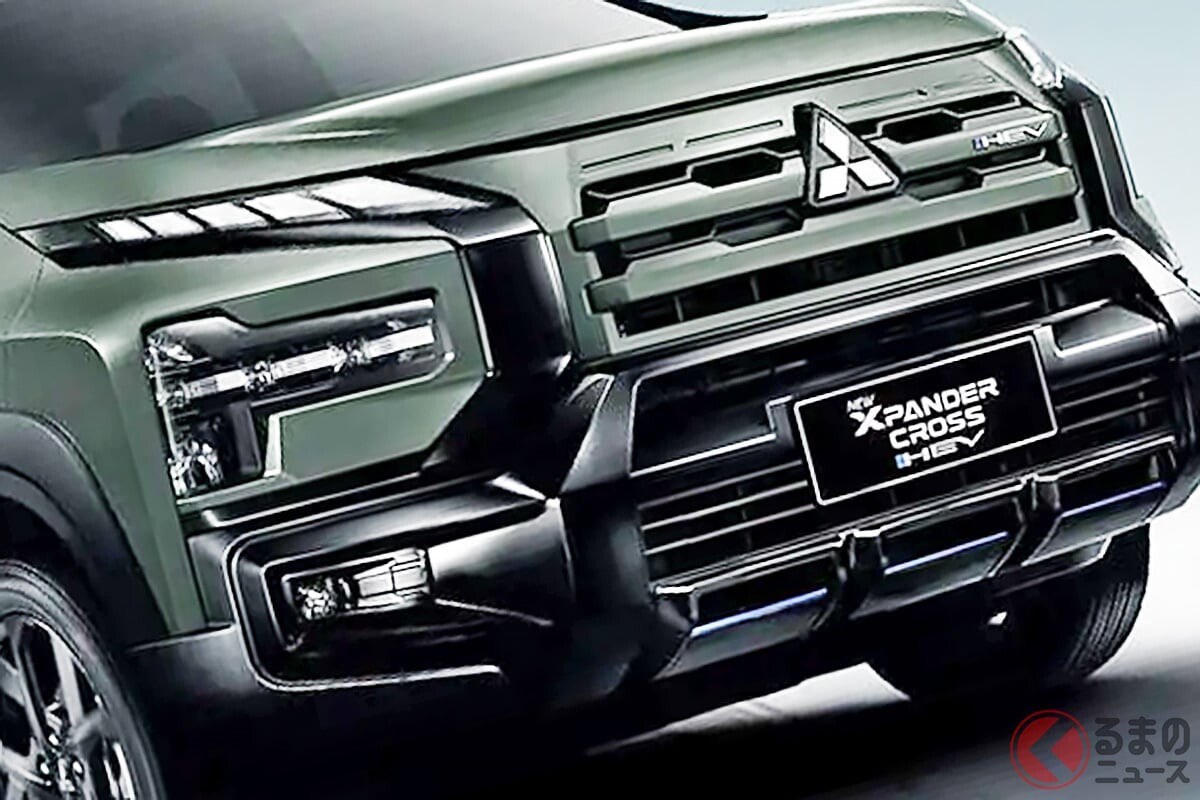 【タイ】三菱「7人乗り“SUV”ミニバン」実車公開！ タフ顔×全長4.5m級の「ちょうどイイサイズ」！ 高性能ハイブリッドもある「エクスパンダークロス“プレイ”」がスゴかった！