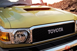 ついにトヨタ「ランドクルーザー70」が日本復活!? ランクル70は「新型or再再販」どっち？ ファンが期待するコトとは